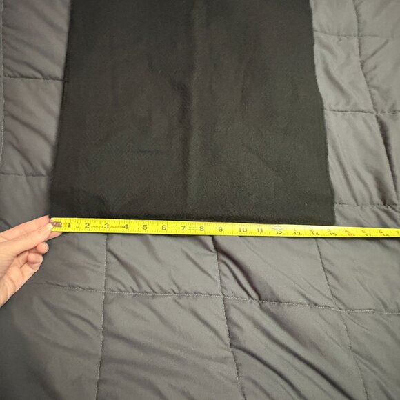 Style & Co. Black Textured Winter Scarf with Fringe Trim - NWT - Picture 6 of 8